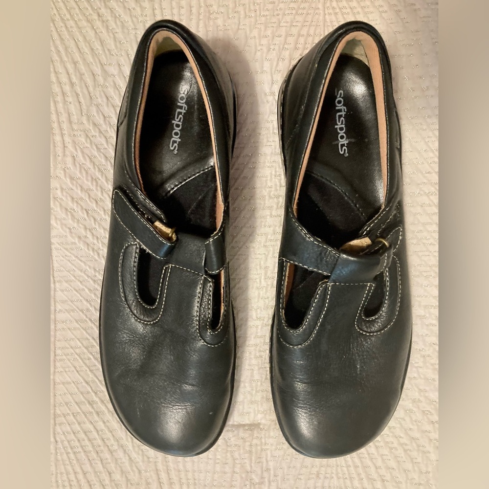 Softspots Women's Mary Janes Size 9